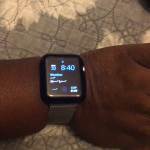 Silver 42mm Apple Watch with cover & Milanese Band